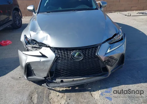 2018 Lexus Is 300 из США, поврежденный, VIN JTHBA1D23J5075625